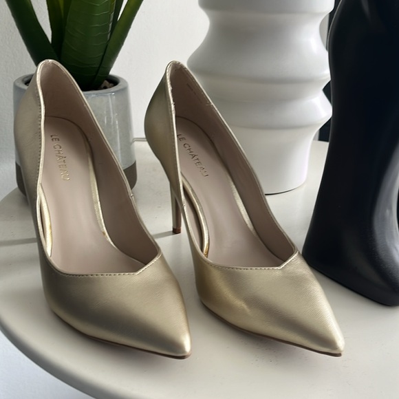 Golden heels, brand new - Picture 3 of 4